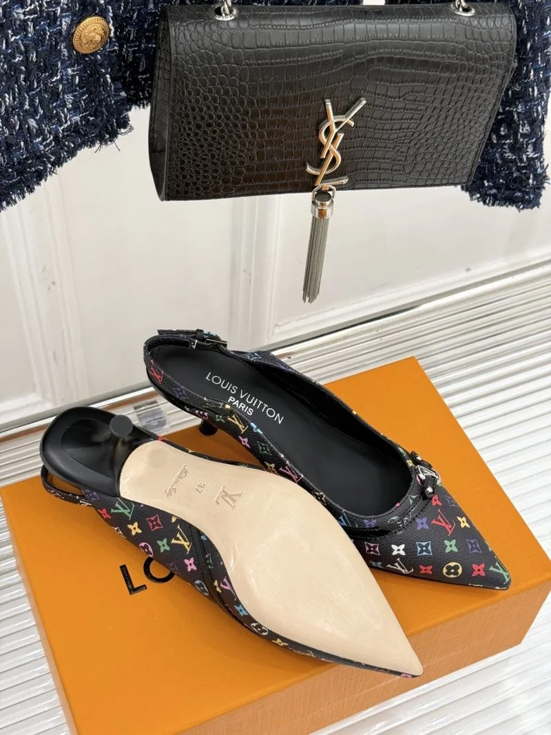 Trendsetting Louis Vuitton Sandals 32229