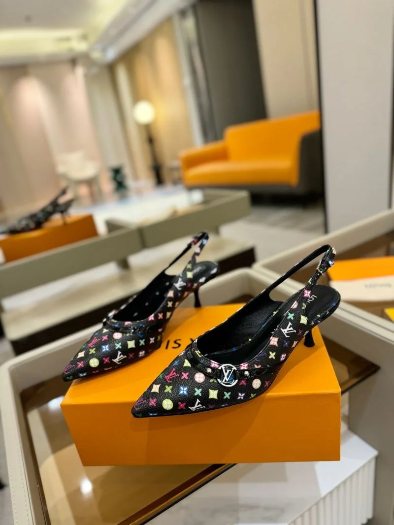 Trendy Louis Vuitton Sandals 32237