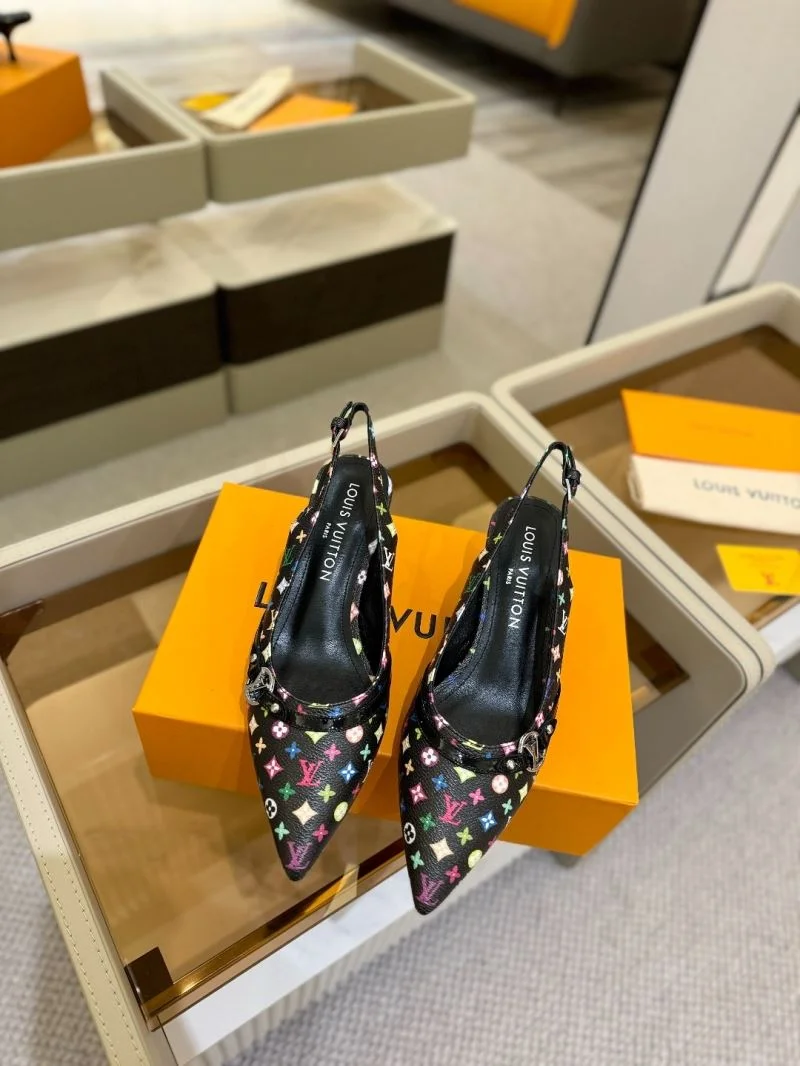 Trendy Louis Vuitton Sandals 32237