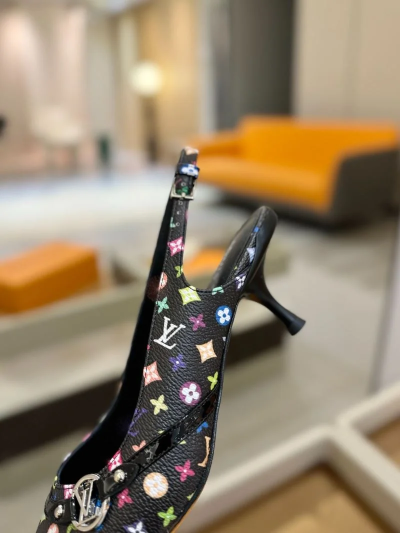 Trendy Louis Vuitton Sandals 32237