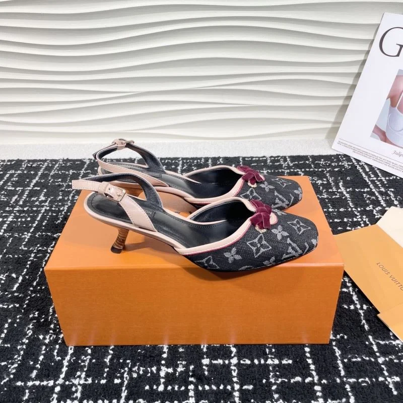 Louis Vuitton Sandals Functional 31903