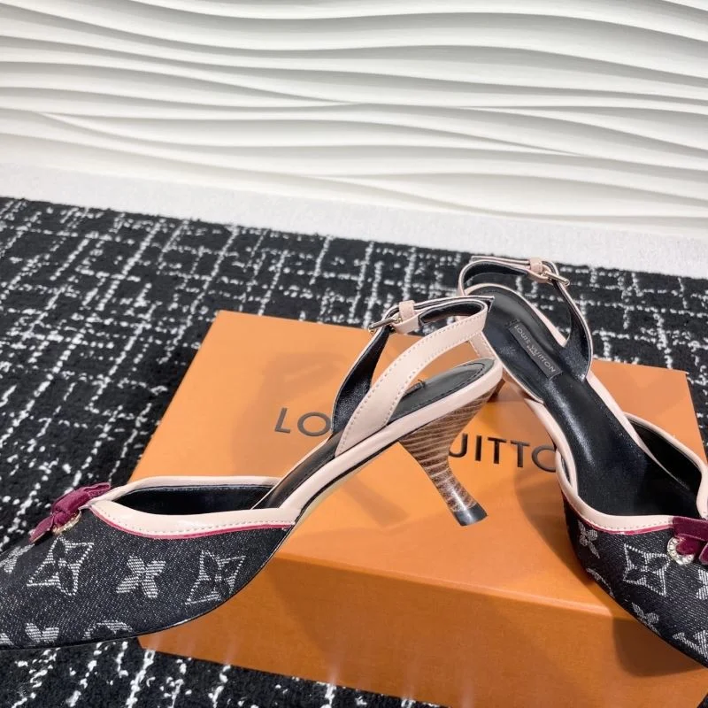 Louis Vuitton Sandals Functional 31903
