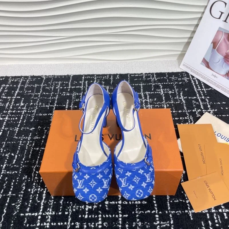 Unisex Louis Vuitton Sandals 31901