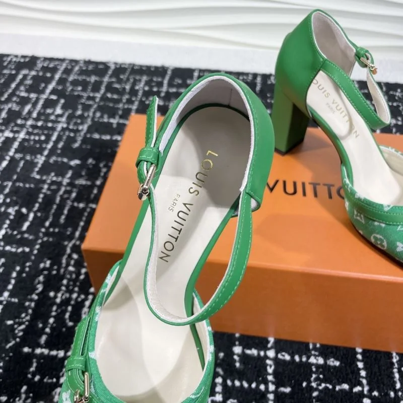 Original Louis Vuitton Sandals 31911