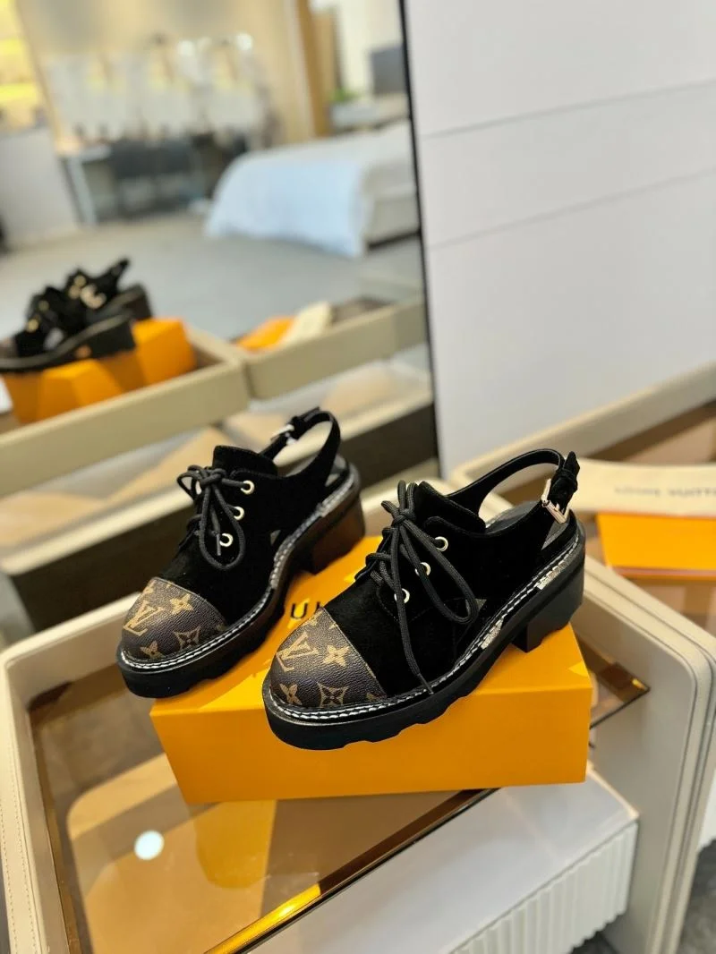 Louis Vuitton Sandals Lightweight 31918