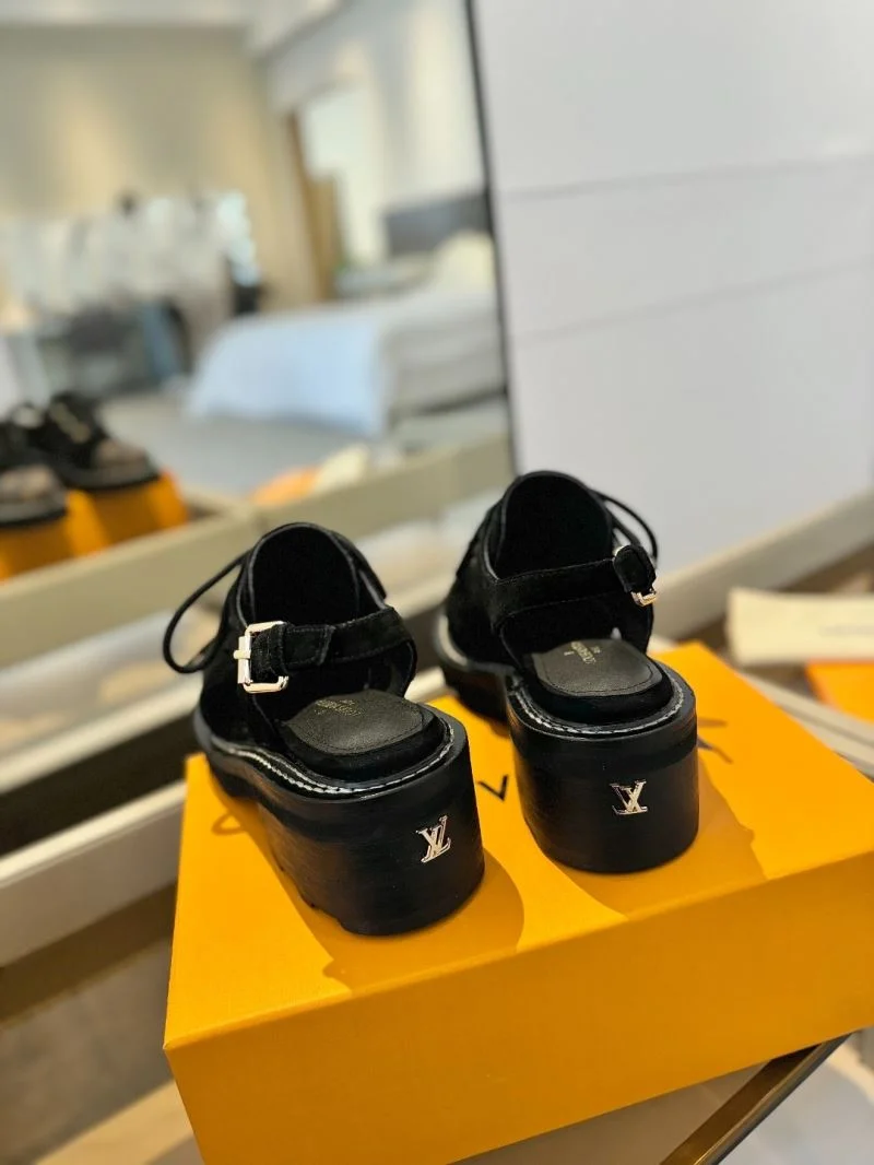 Louis Vuitton Sandals Lightweight 31918