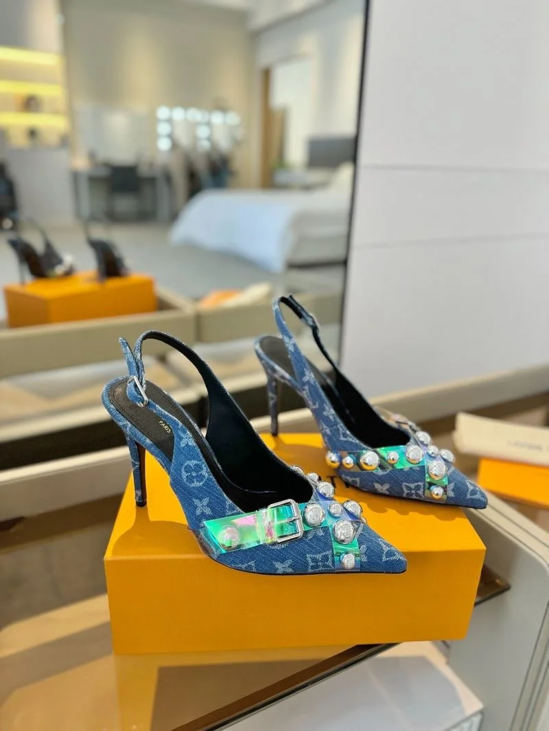 Refined Louis Vuitton Sandals 31896