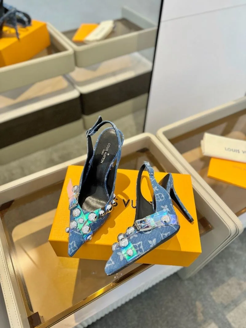 Refined Louis Vuitton Sandals 31896