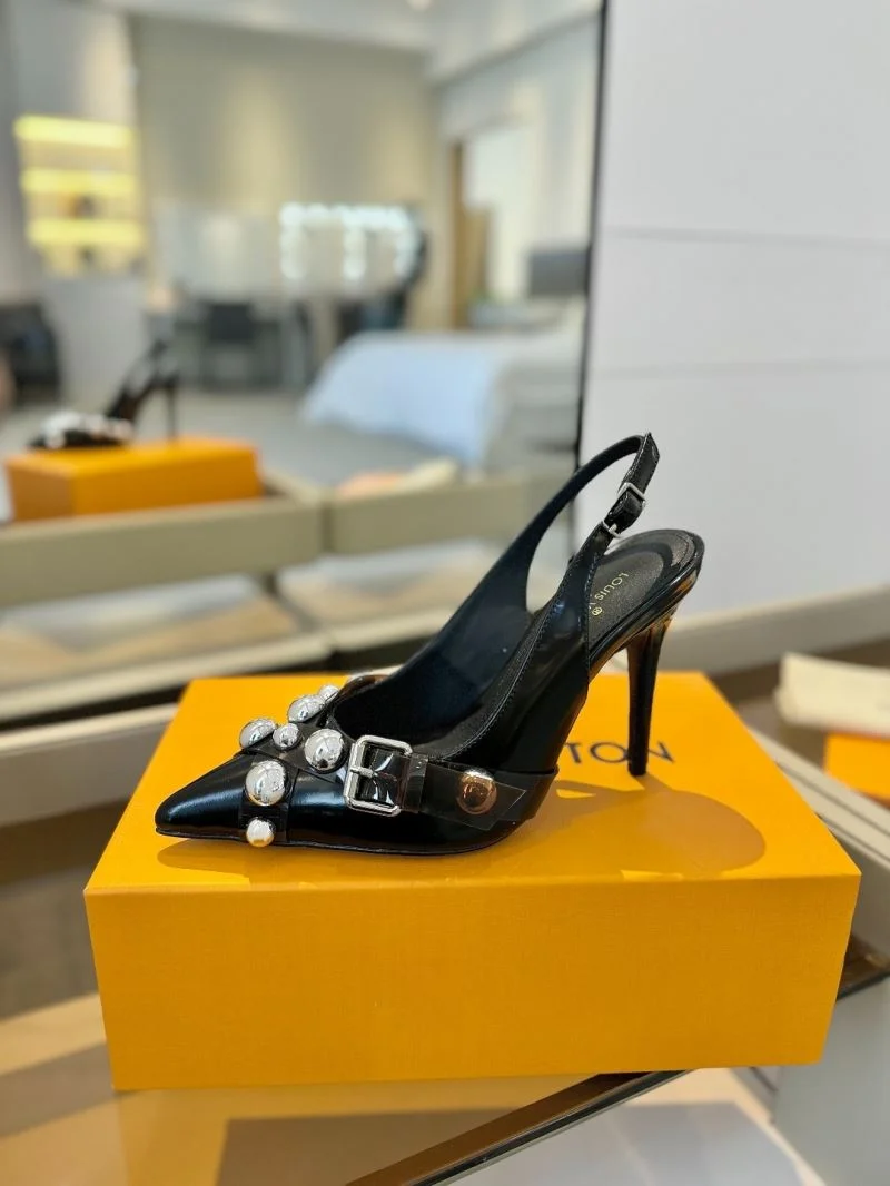 Timeless Louis Vuitton Sandals 31910