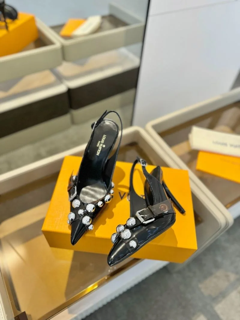 Timeless Louis Vuitton Sandals 31910