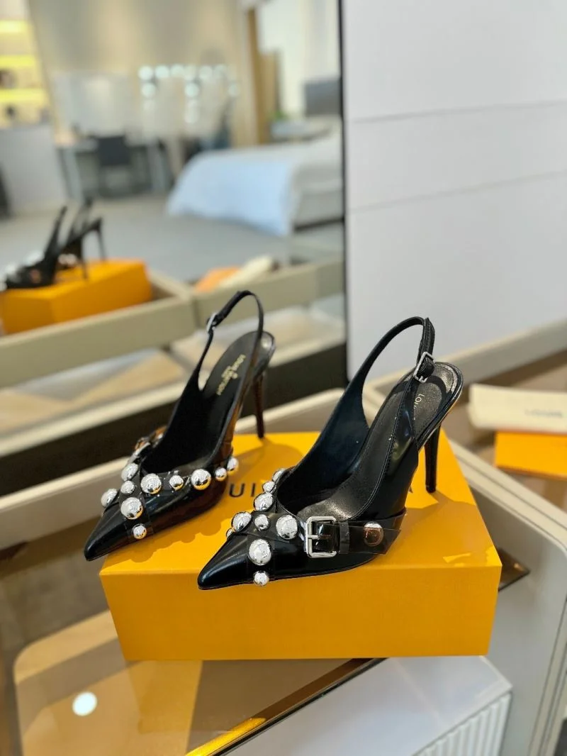 Timeless Louis Vuitton Sandals 31910