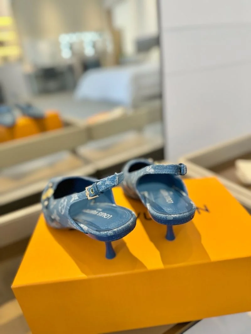 Louis Vuitton Sandals WaterResistant 31909