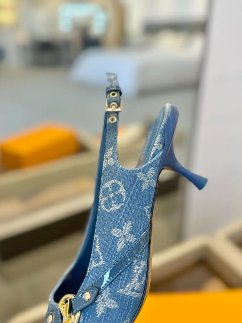 Louis Vuitton Sandals WaterResistant 31909