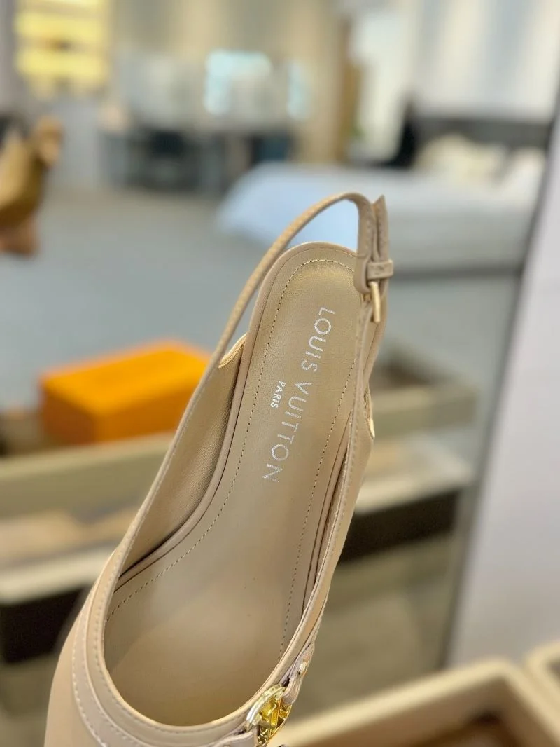 Versatile Louis Vuitton Sandals 31894