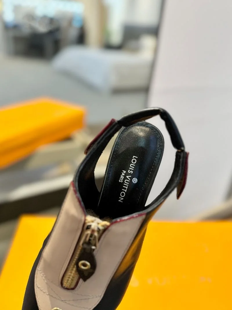 Louis Vuitton Sandals Snug 31891