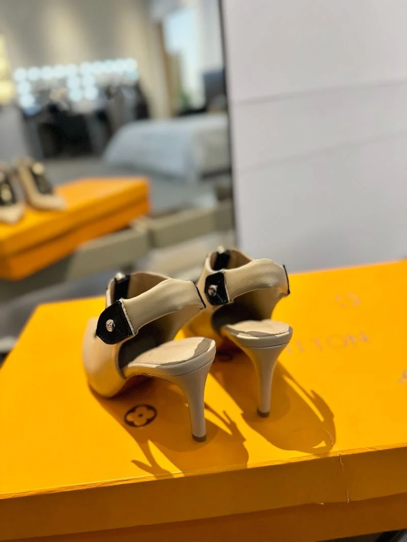 Louis Vuitton Sandals Effortless 31885