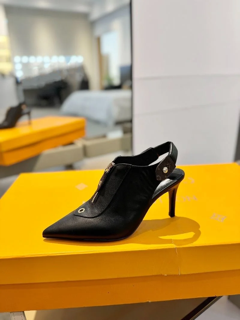 Louis Vuitton Sandals UrbanChic 31884
