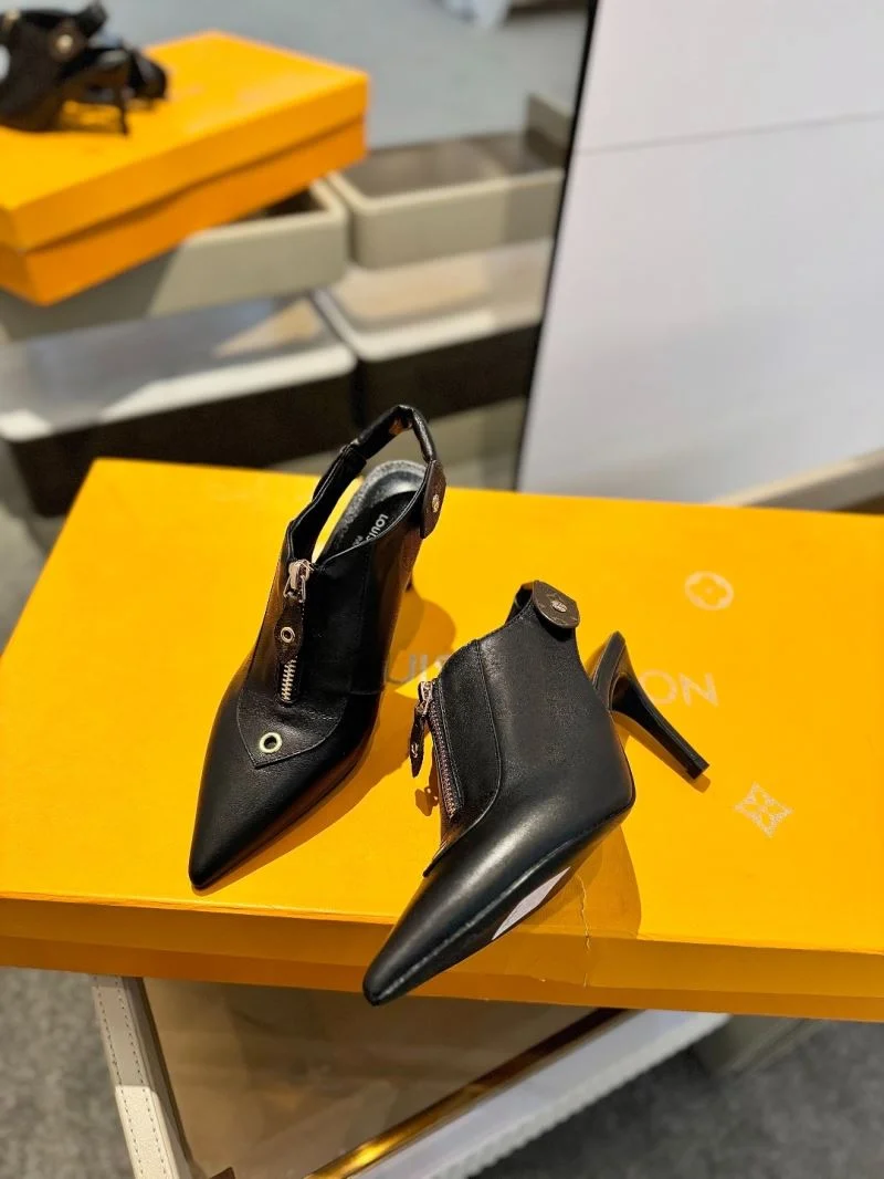 Louis Vuitton Sandals UrbanChic 31884