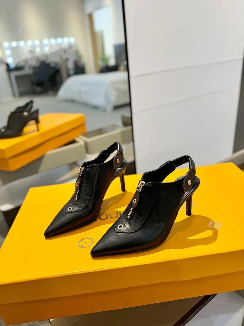 Louis Vuitton Sandals UrbanChic 31884