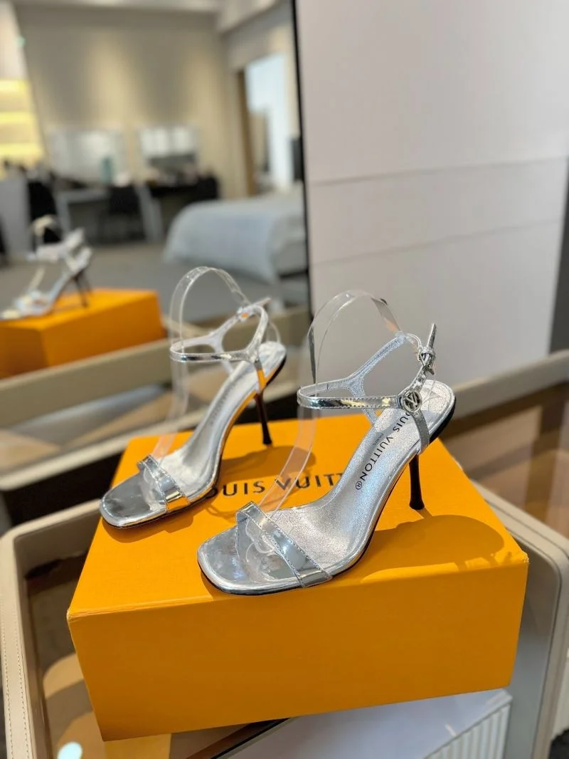 ZipUp Louis Vuitton Sandals 31867