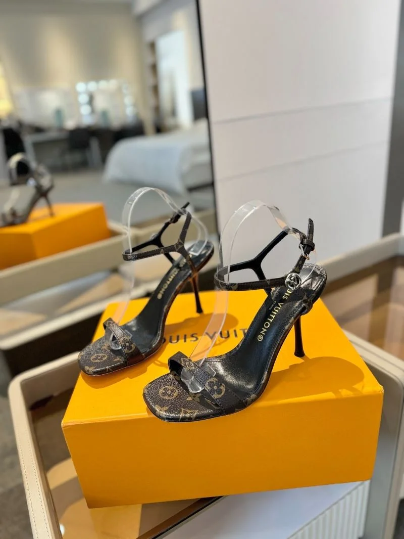 SmoothTexture Louis Vuitton Sandals 31876
