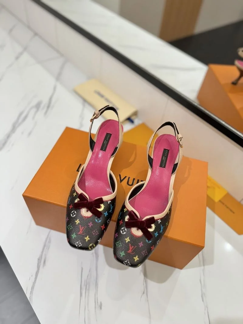 Louis Vuitton Sandals FashionForward 31880