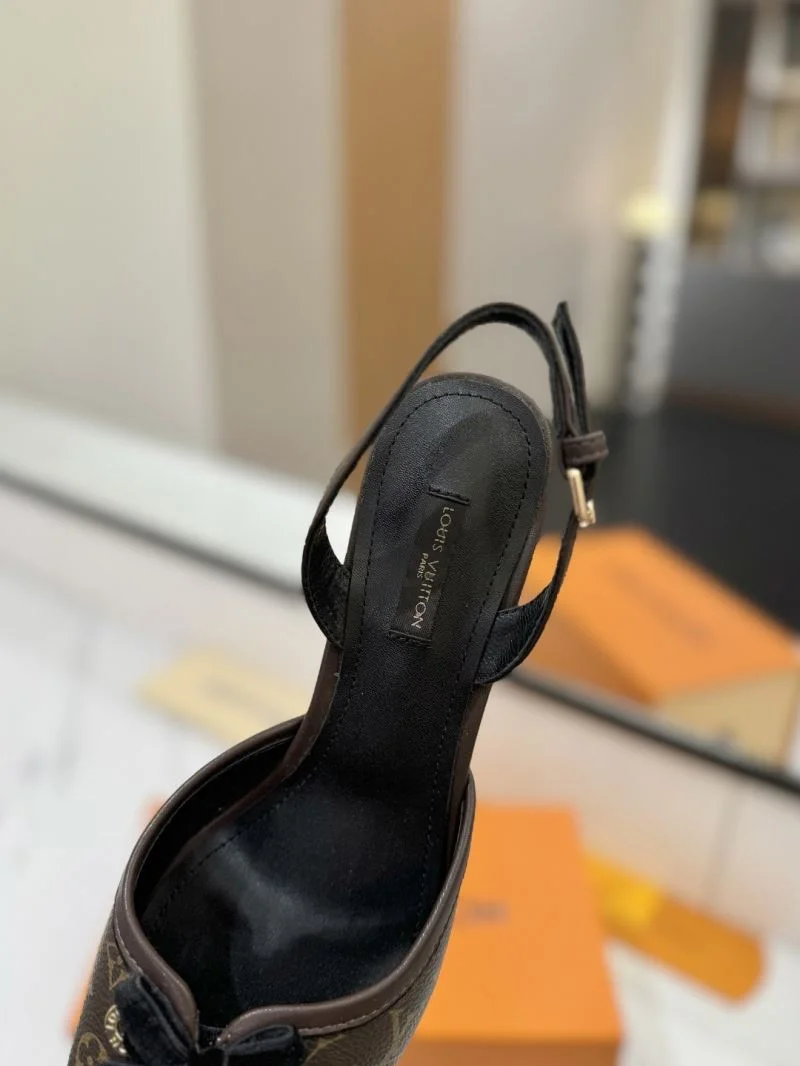 Supportive Louis Vuitton Sandals 31874