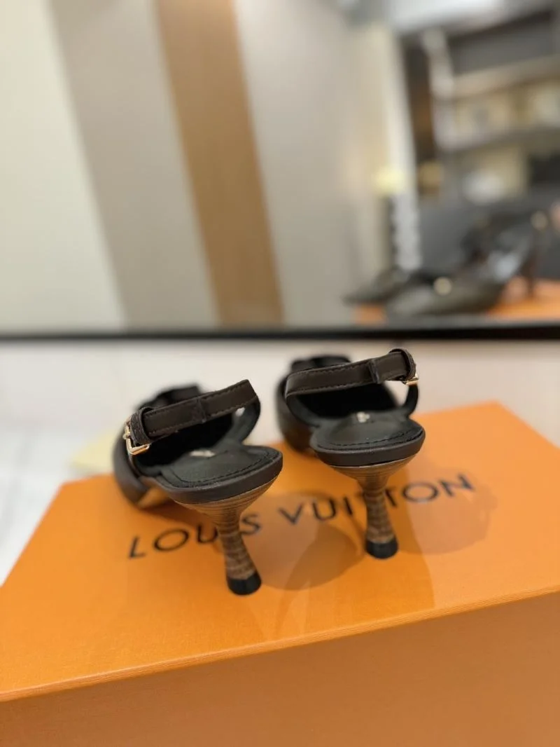 Supportive Louis Vuitton Sandals 31874