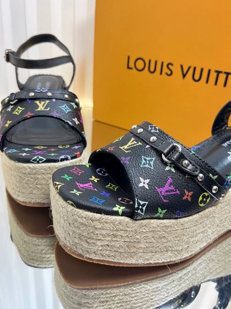EasyMatch Louis Vuitton Sandals 31872