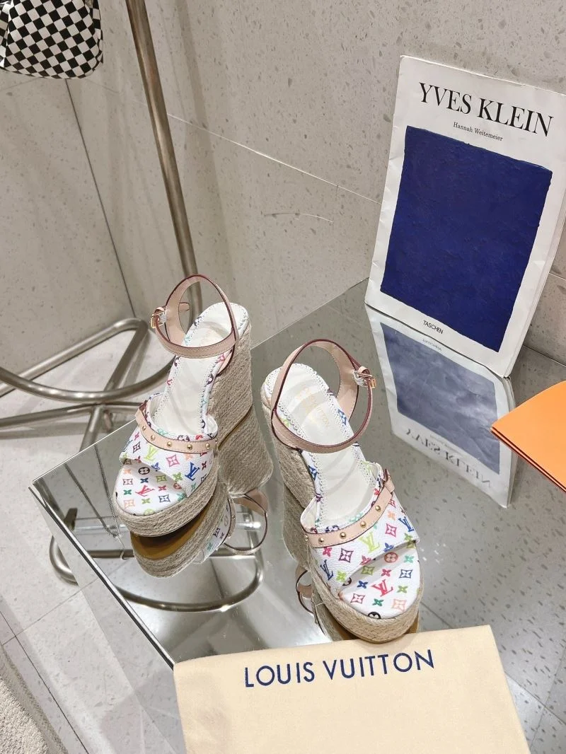 Louis Vuitton Sandals SportInspired 33316