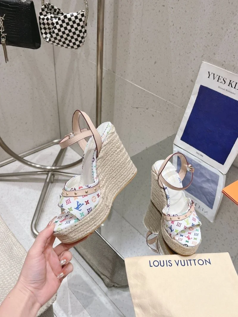 Louis Vuitton Sandals SportInspired 33316