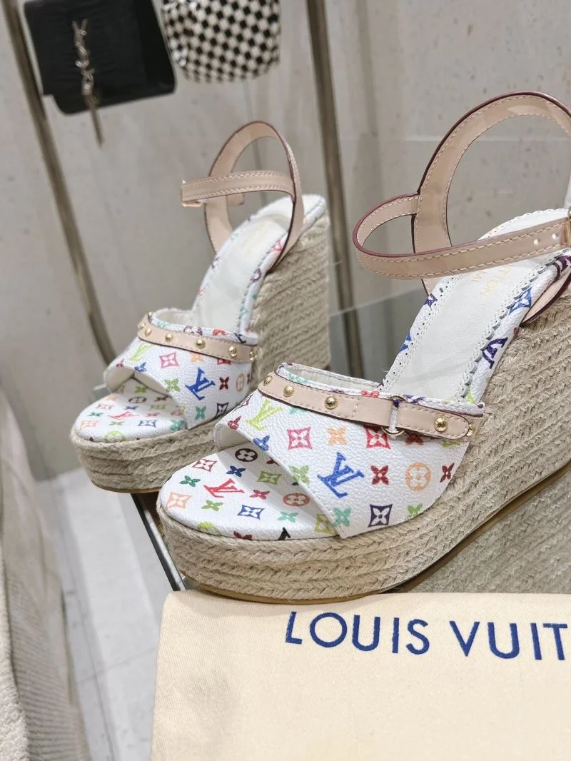 Louis Vuitton Sandals SportInspired 33316