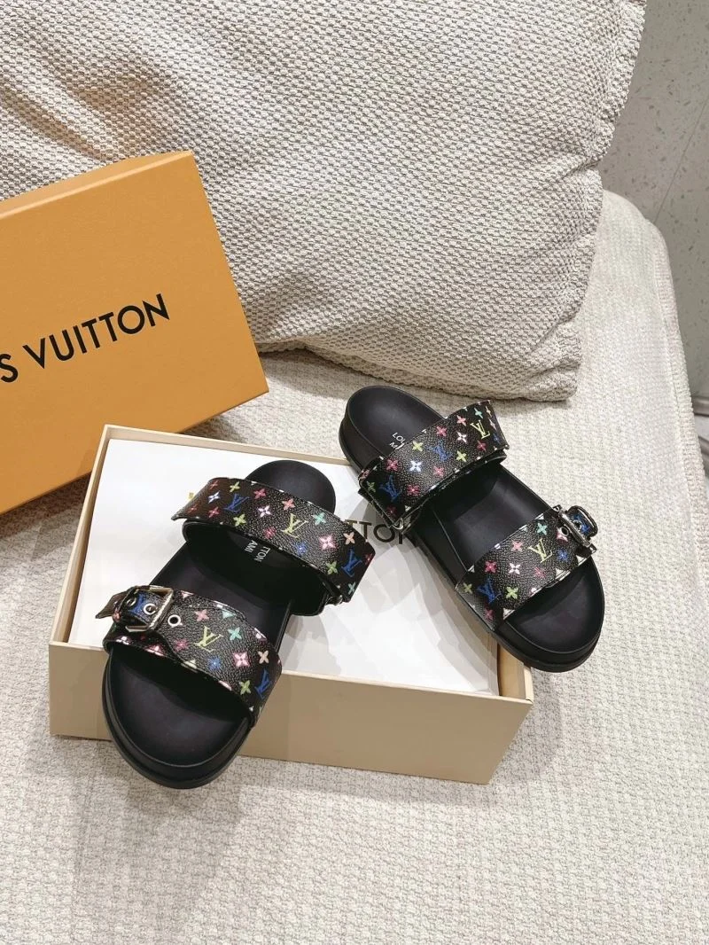 NewStyle Louis Vuitton Sandals 33302