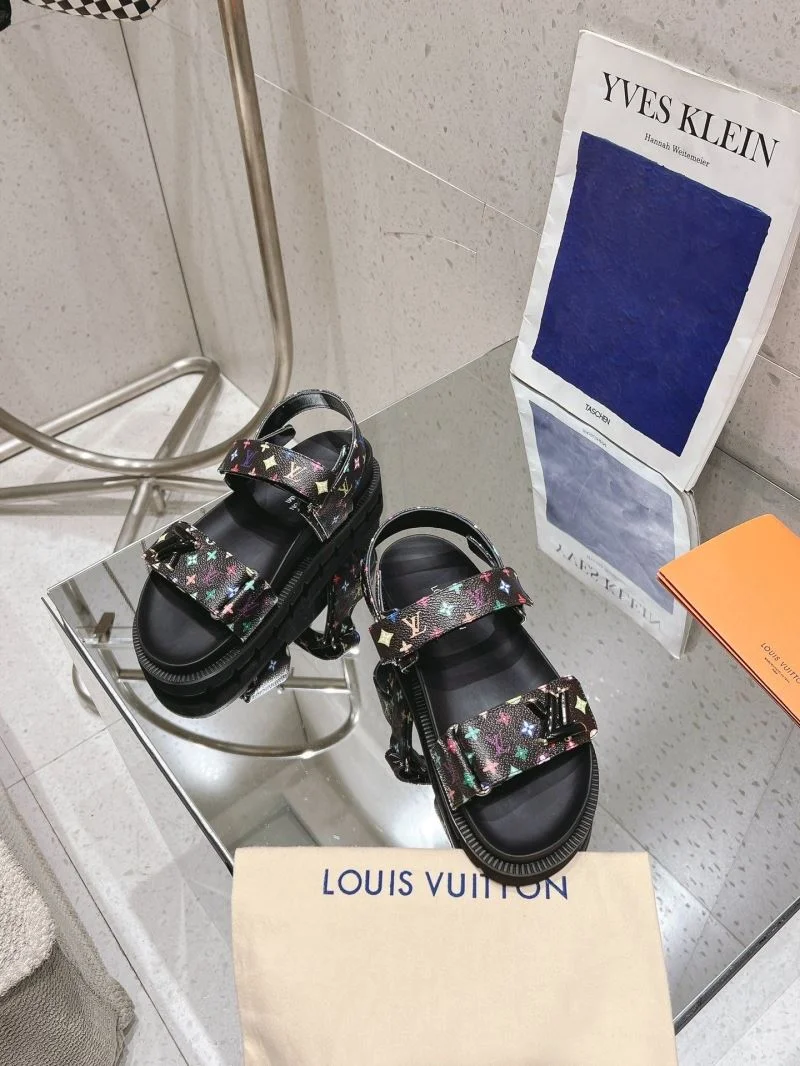 AllSeason Louis Vuitton Sandals 33311