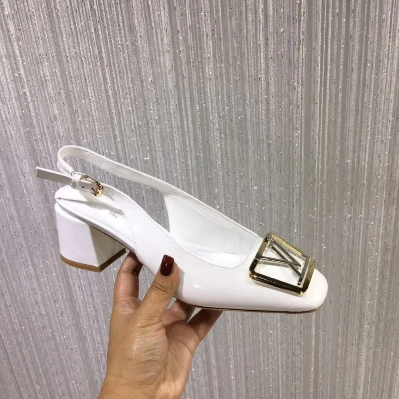 NewStyle Louis Vuitton Sandals 31160