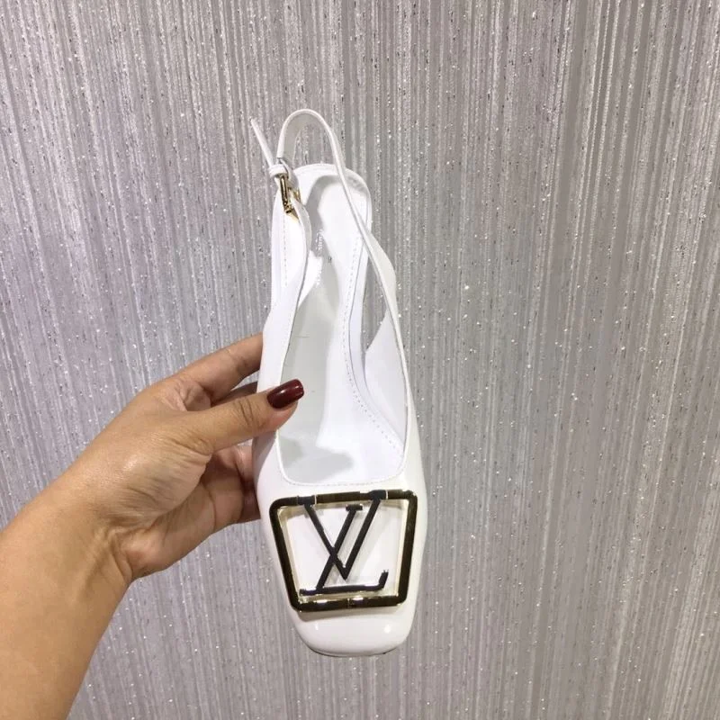 NewStyle Louis Vuitton Sandals 31160