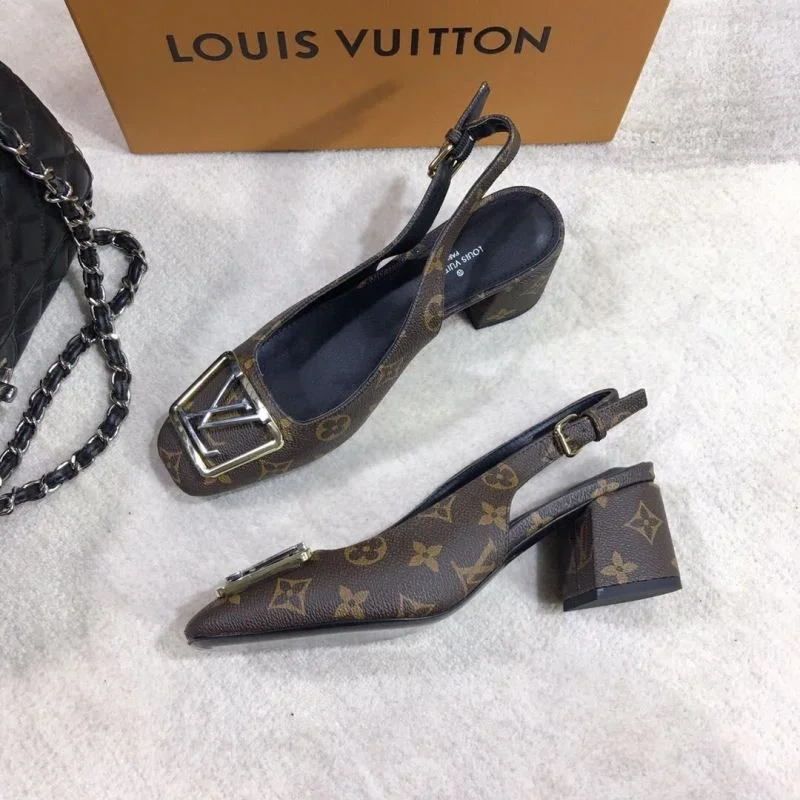 RelaxedFit Louis Vuitton Sandals 31163