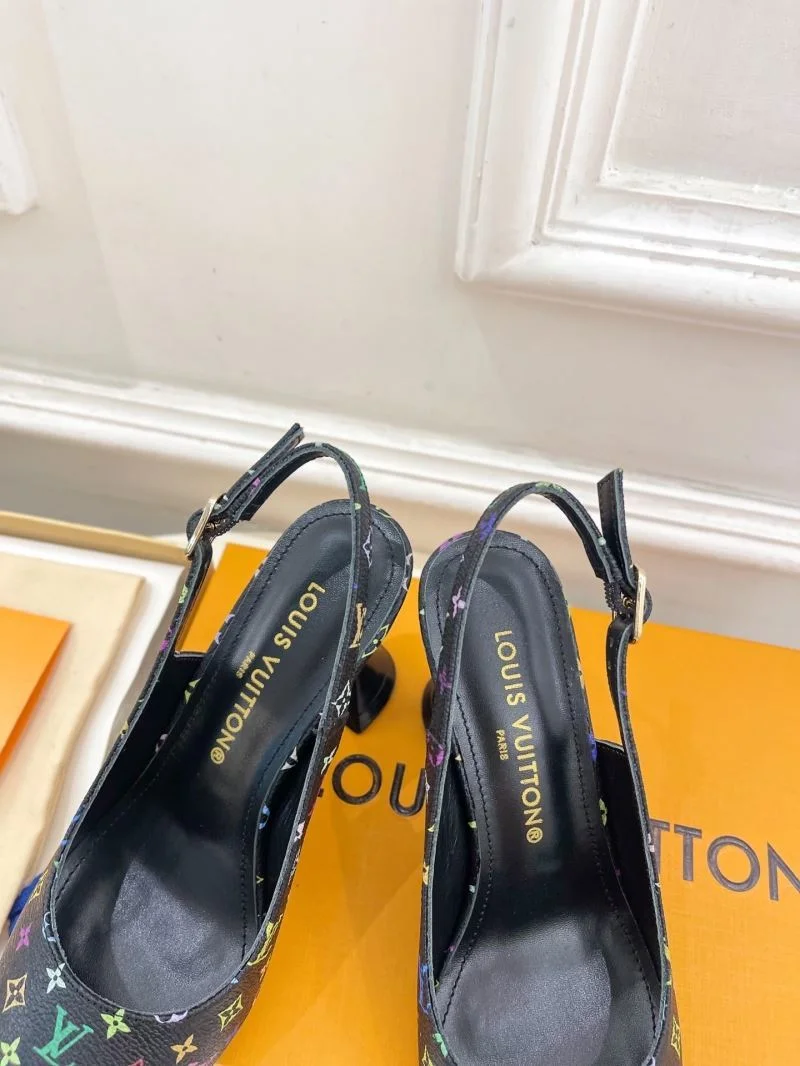 Trendy Louis Vuitton Sandals 31154