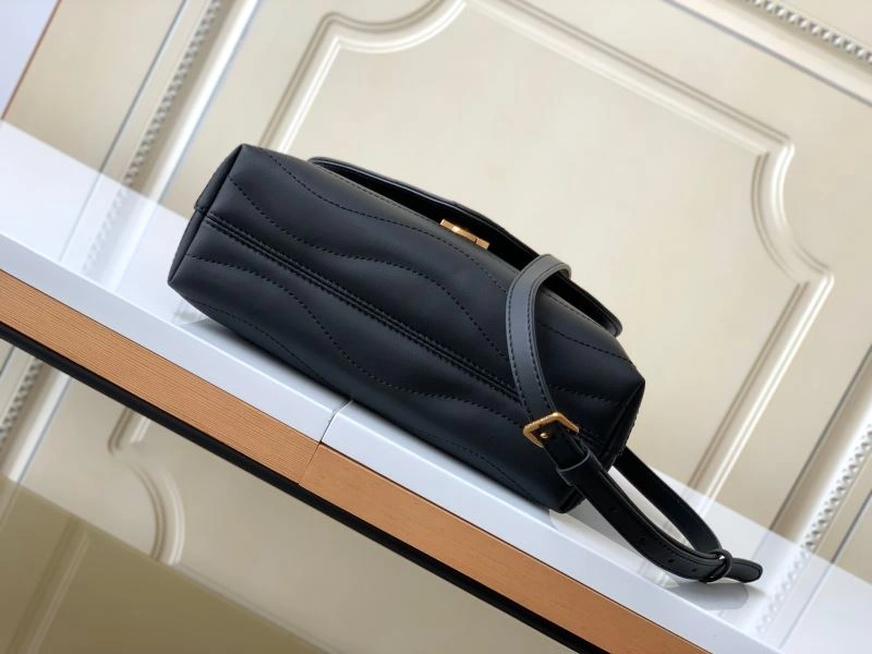 Louis Vuitton Satchel Bags Chic 93382