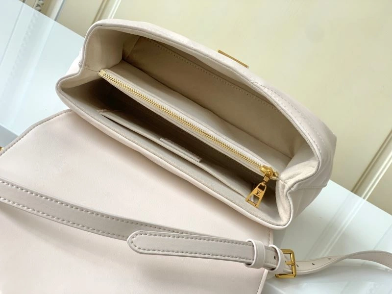 Louis Vuitton Satchel Bags EyeCatching 94329