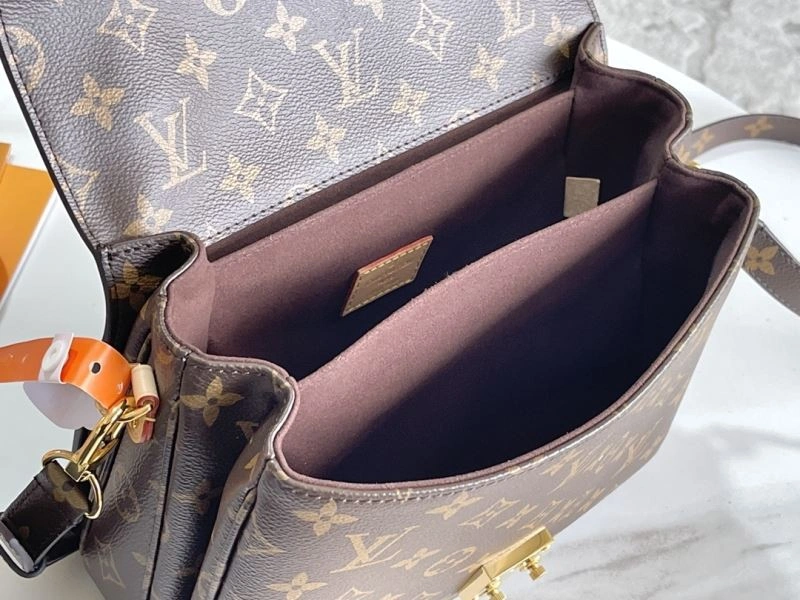 Louis Vuitton Satchel Bags Cozy 94312