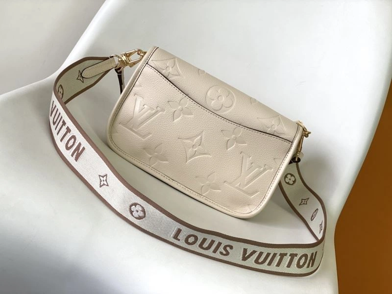 Louis Vuitton Satchel Bags Bold 94290