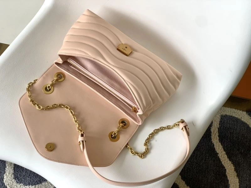 Louis Vuitton Satchel Bags FashionForward 94269