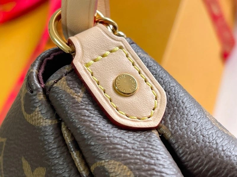 Breathable Louis Vuitton Satchel Bags 94076