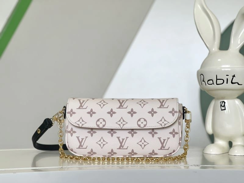 OdorResistant Louis Vuitton Satchel Bags 94014