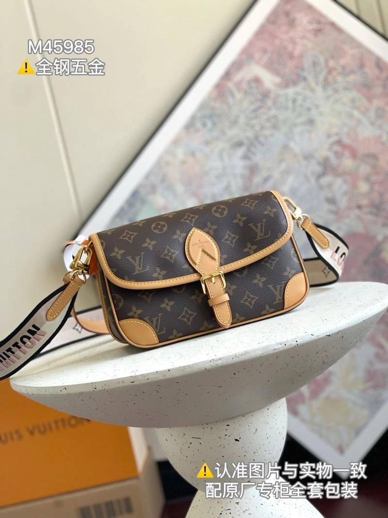 MoistureWicking Louis Vuitton Satchel Bags 94011