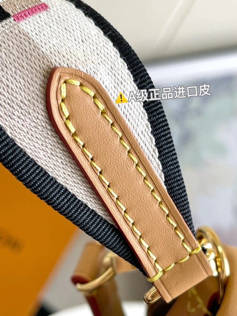 MoistureWicking Louis Vuitton Satchel Bags 94011