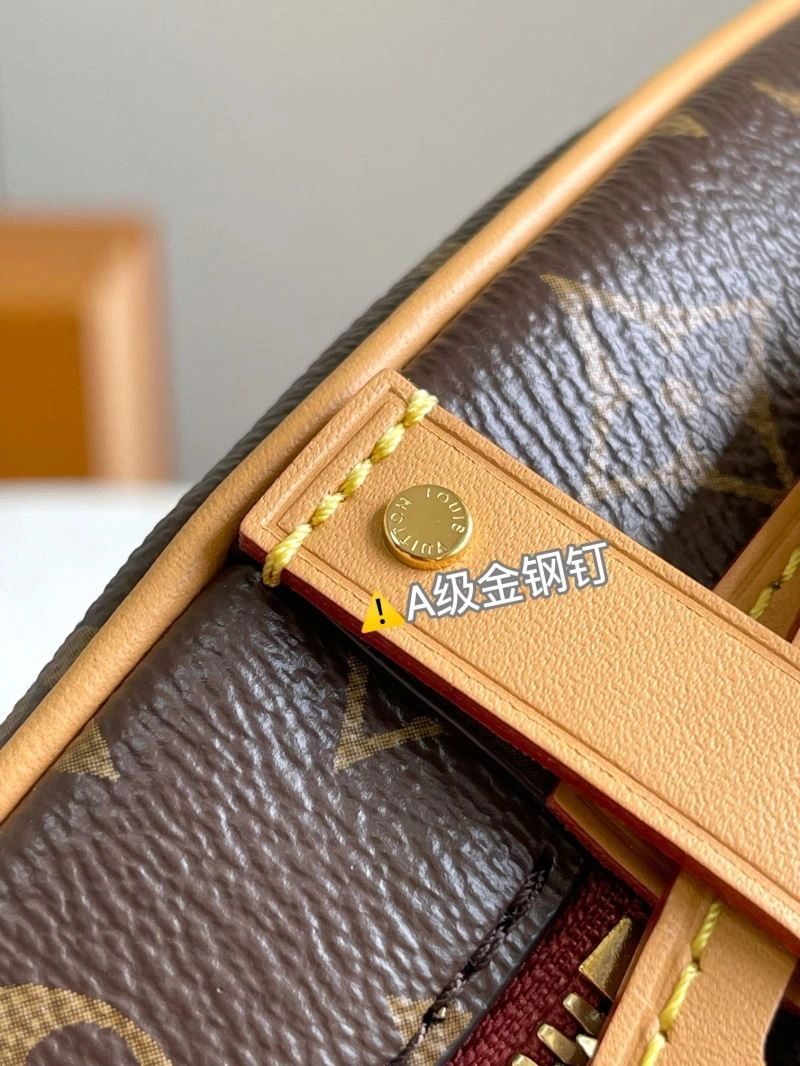 Louis Vuitton Satchel Bags Flexible 94009