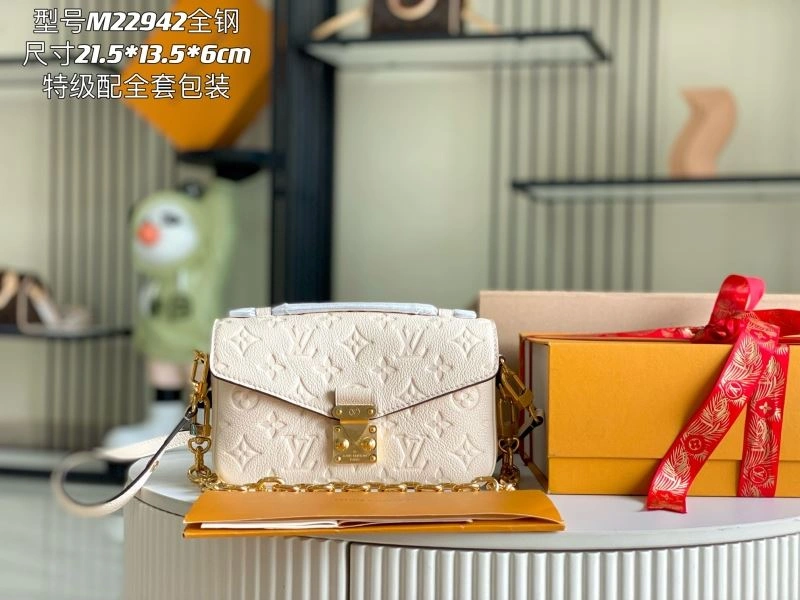 Stretchable Louis Vuitton Satchel Bags 93935