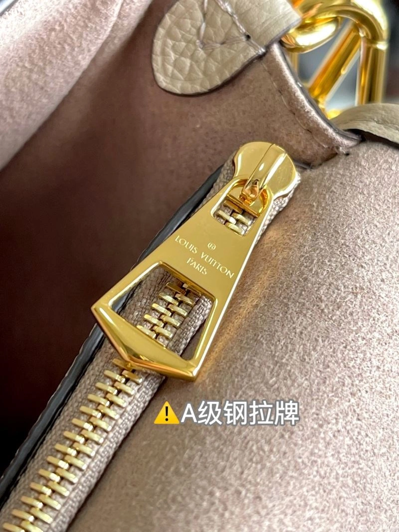 OdorResistant Louis Vuitton Satchel Bags 93807
